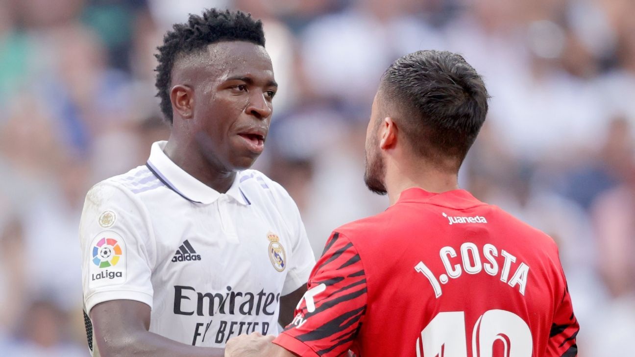 Vinicius bi dong doi nhac nho vi thai do kem hinh anh