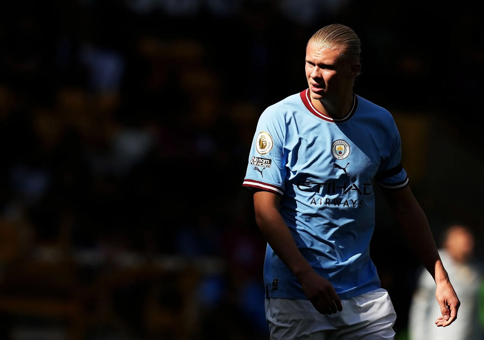 Bi quyet phong toa Haaland hinh anh