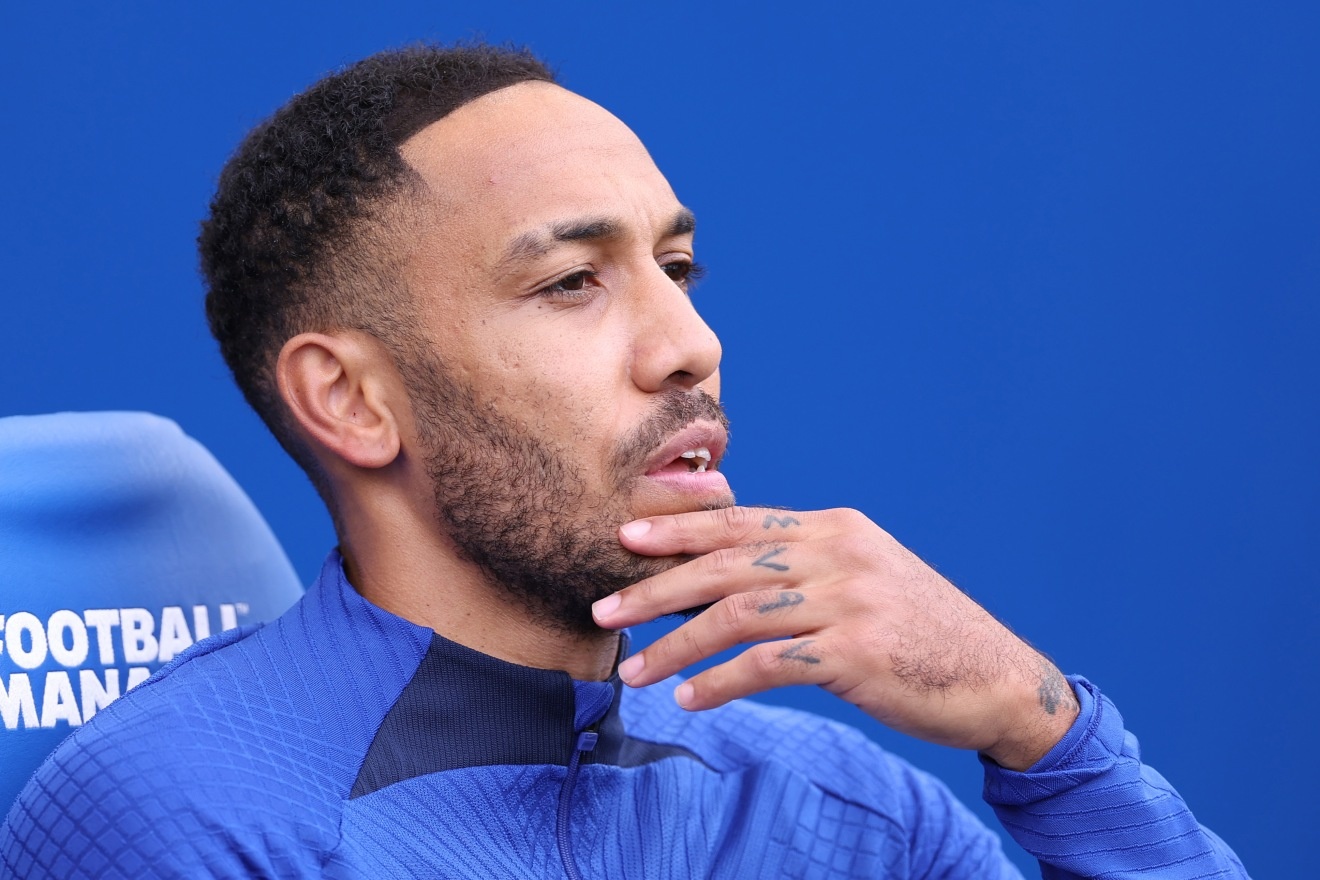 Aubameyang dan tro thanh thuong vu te hai cua Chelsea hinh anh