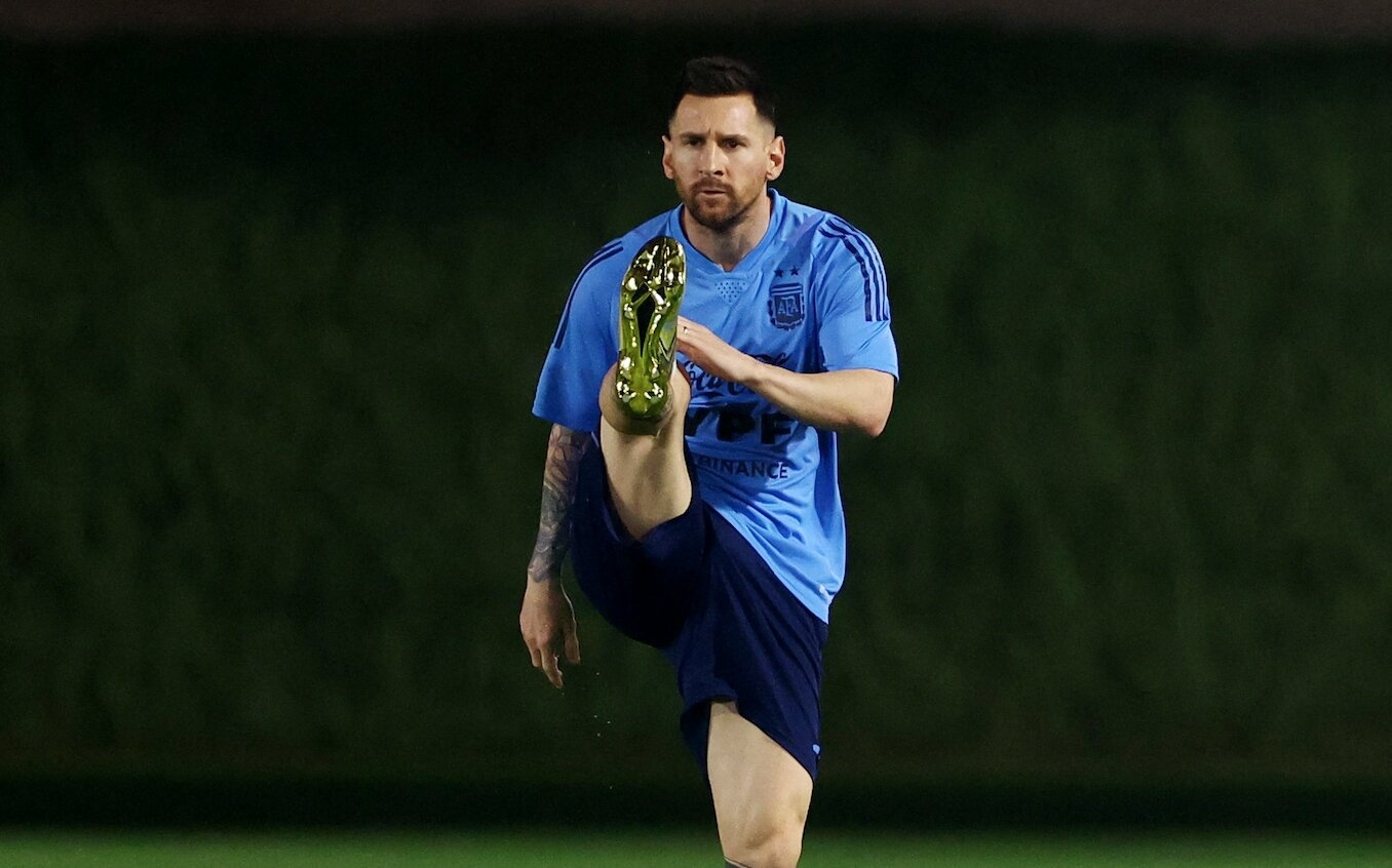 Messi de ngo kha nang da tran dau o World Cup 2022 hinh anh