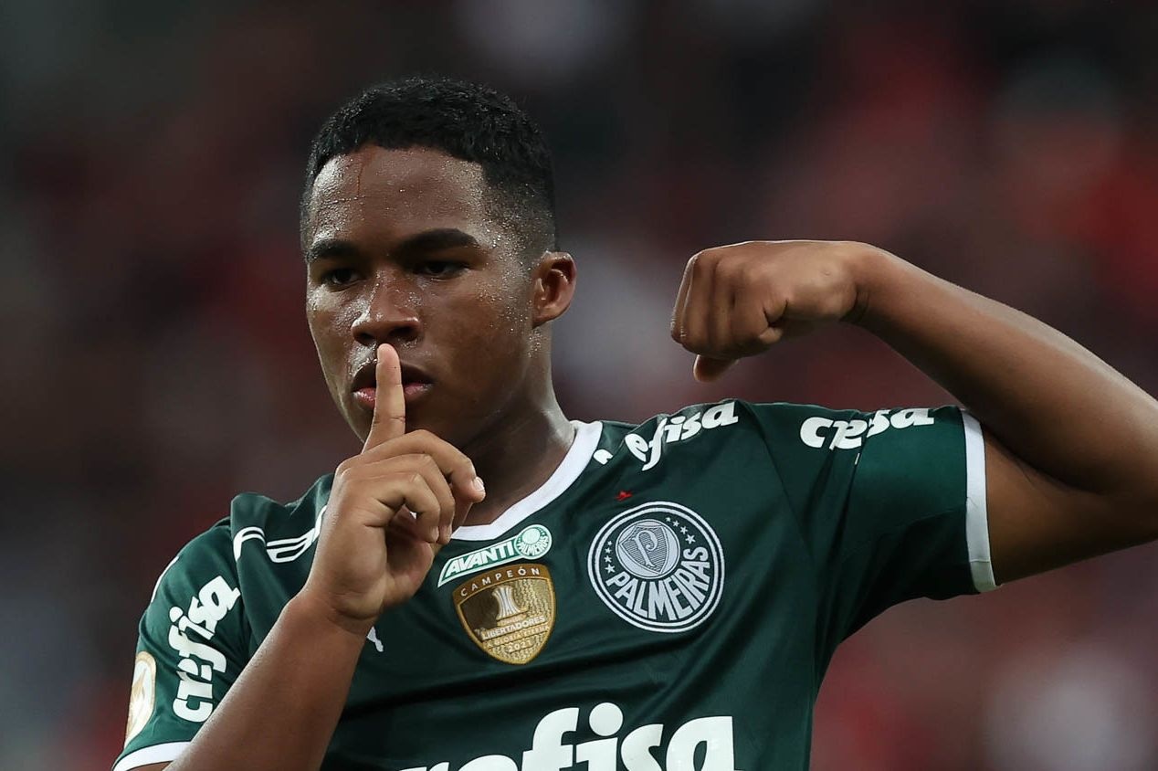 Sao tre 16 tuoi chon Real vi Ronaldo hinh anh