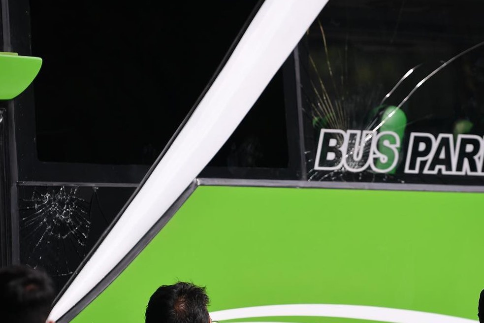 Indonesia xin loi vu CDV nem da vao xe buyt cua Thai Lan hinh anh