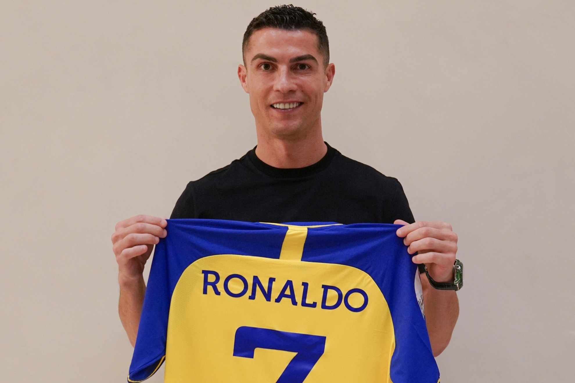 Co dong vien: 'Su nghiep Ronaldo da ket thuc' hinh anh