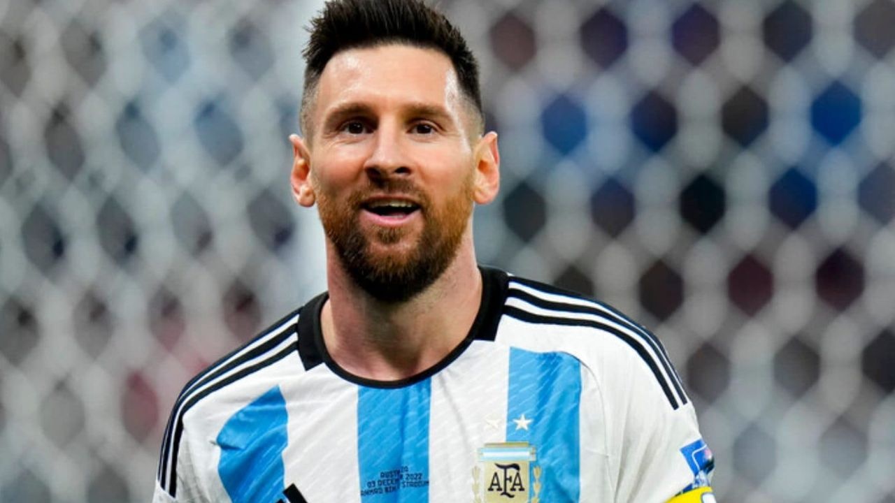 Messi nhan thu lao hap dan de quang ba du lich Saudi Arabia hinh anh