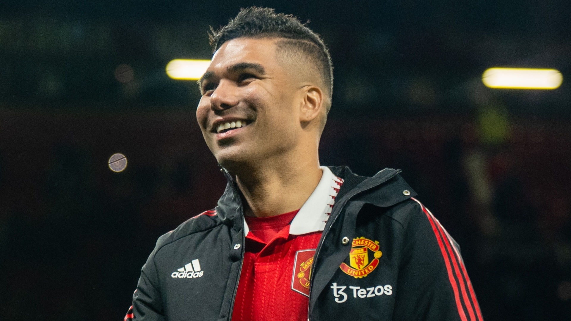 Con ai dam nghi ngo Casemiro hinh anh