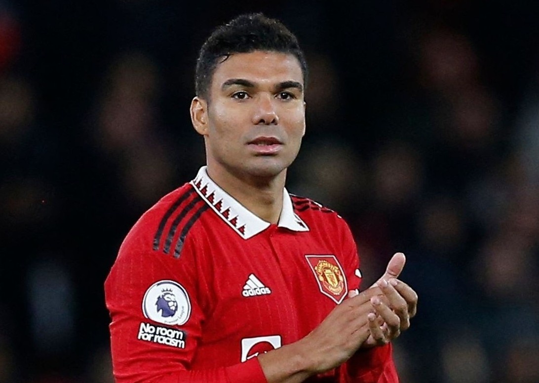 Casemiro va dan sao Brazil dang choi an tuong o mua 2022/23 hinh anh