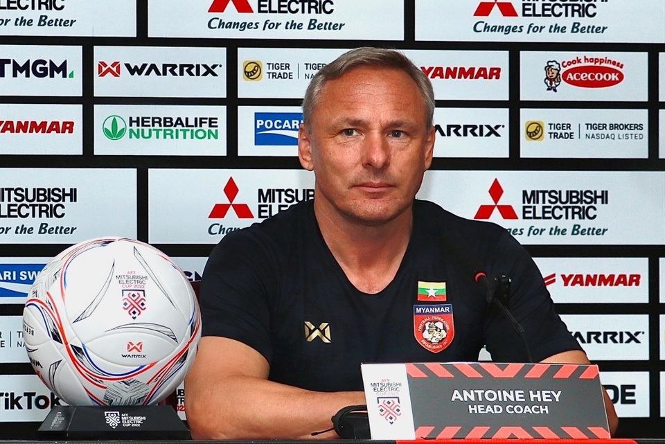 Myanmar chia tay HLV Antoine Hey hinh anh