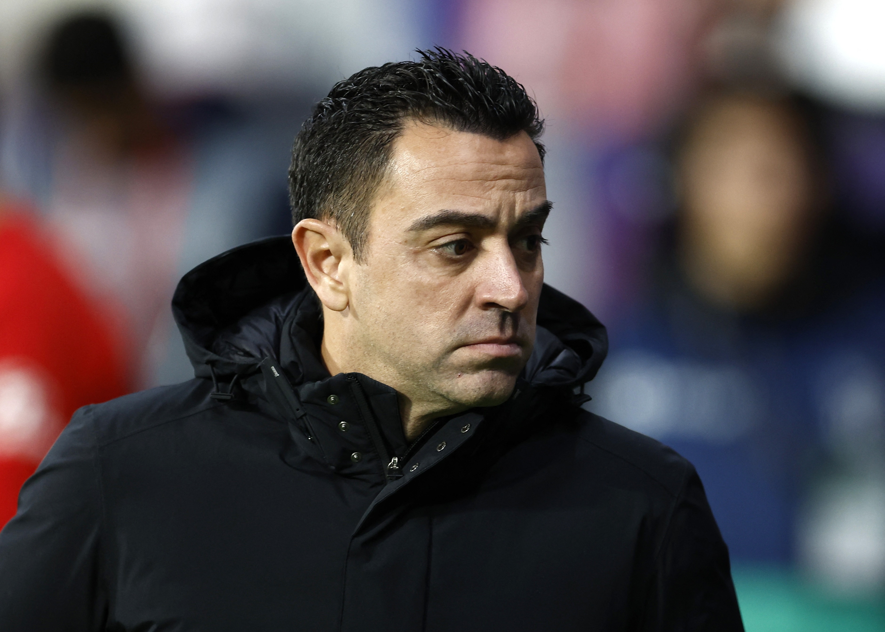 HLV Xavi: Ten Hag giup MU tim lai dang cap hinh anh
