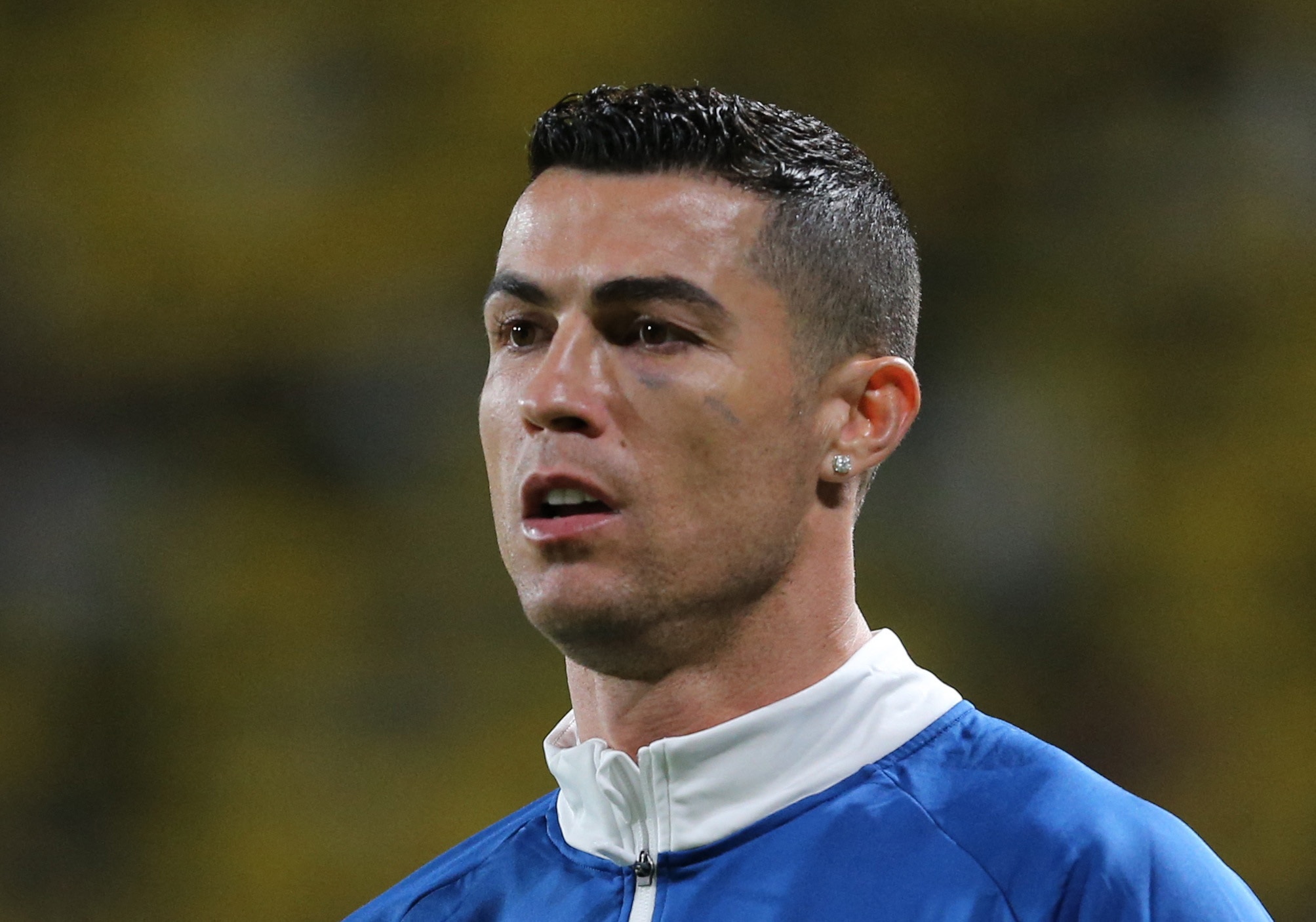 Ly do Dortmund tu choi chieu mo Ronaldo hinh anh