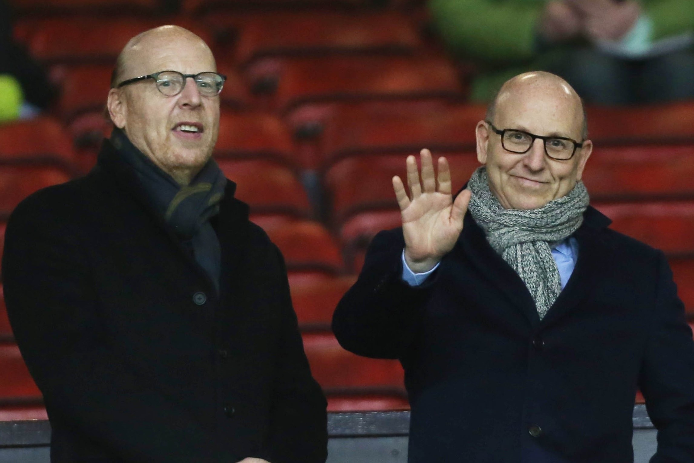 Chu My chia re trong vu ban MU hinh anh