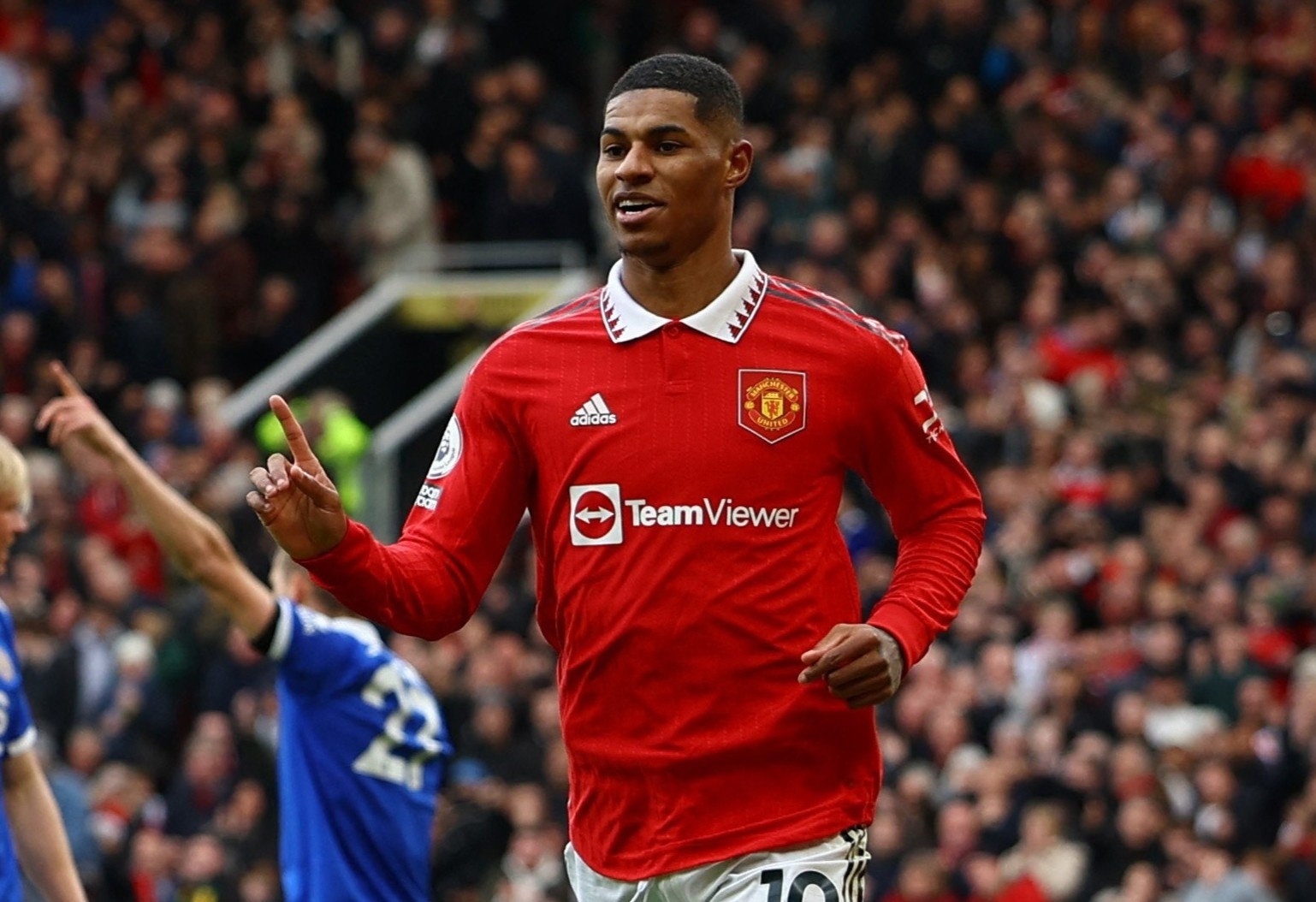 'Vu khi bi mat' giup Rashford toa sang hinh anh