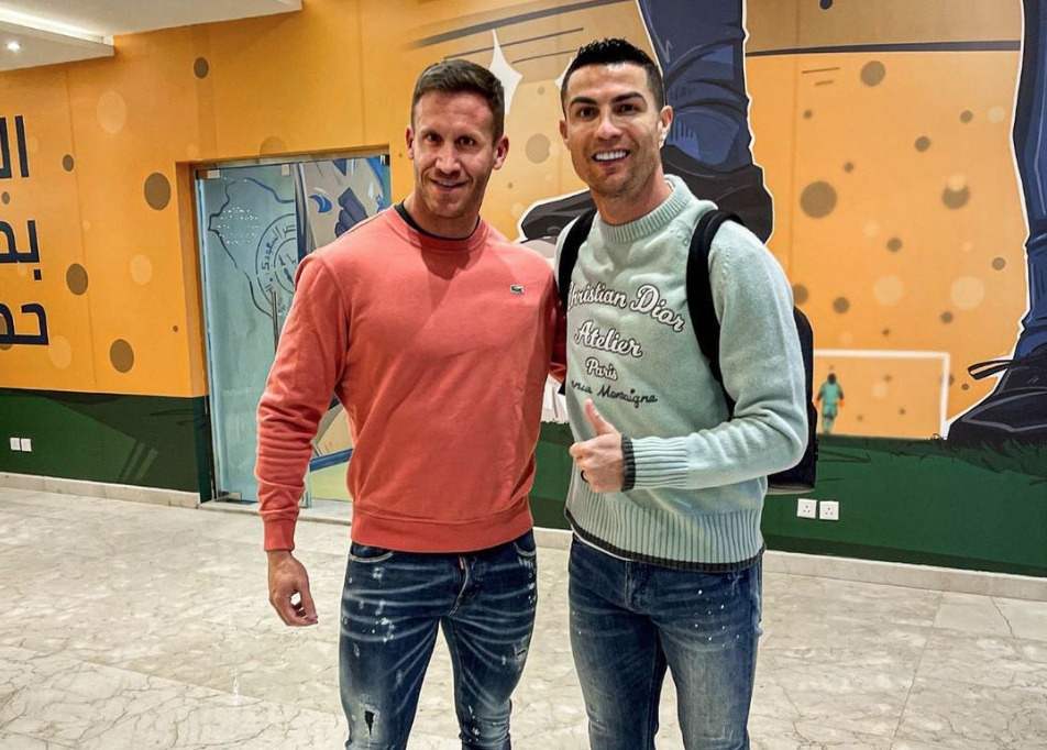 Bi quyet dinh duong cua Ronaldo tai Saudi Arabia hinh anh