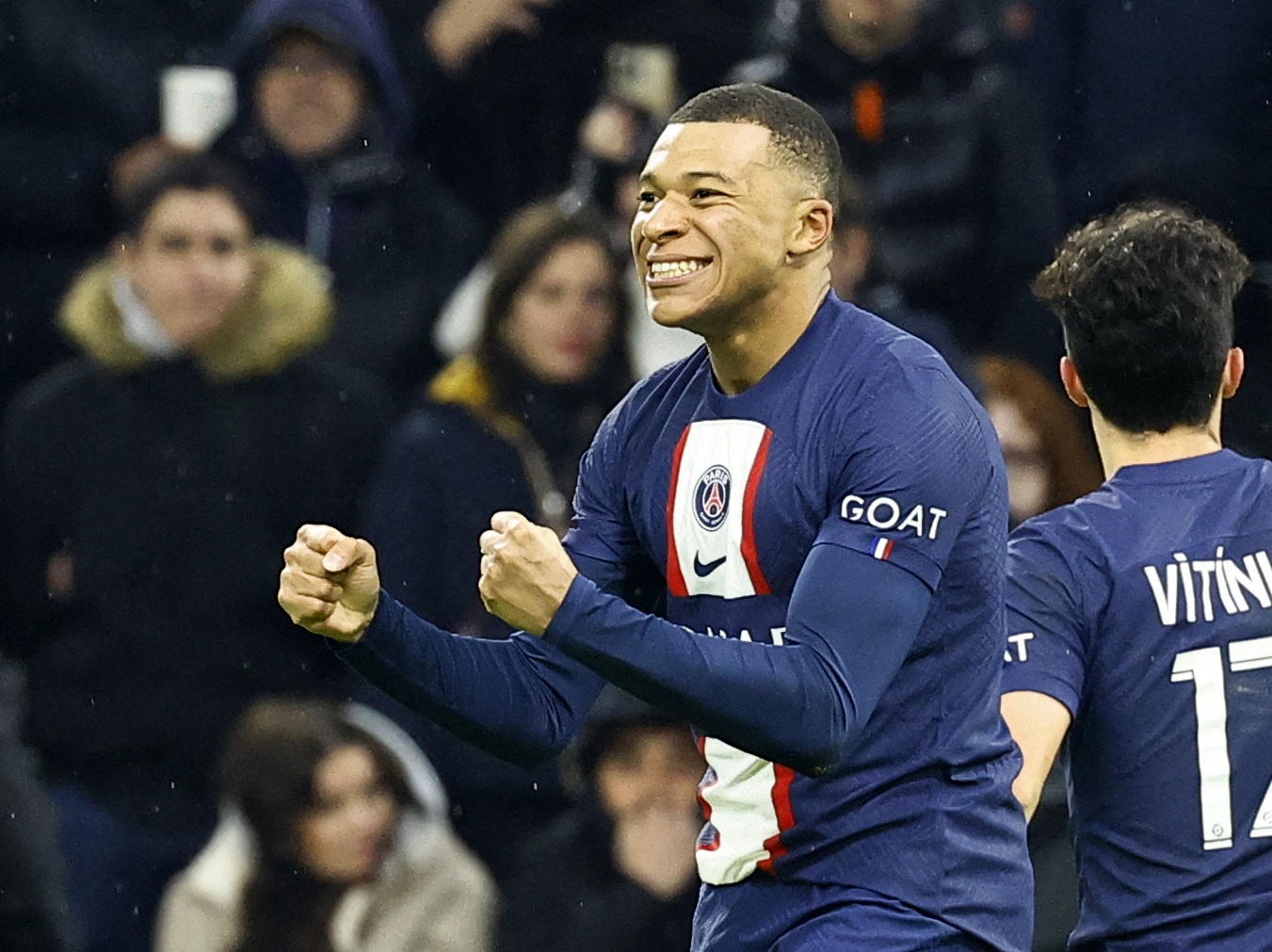 Mbappe tro thanh chan sut hay nhat lich su PSG hinh anh