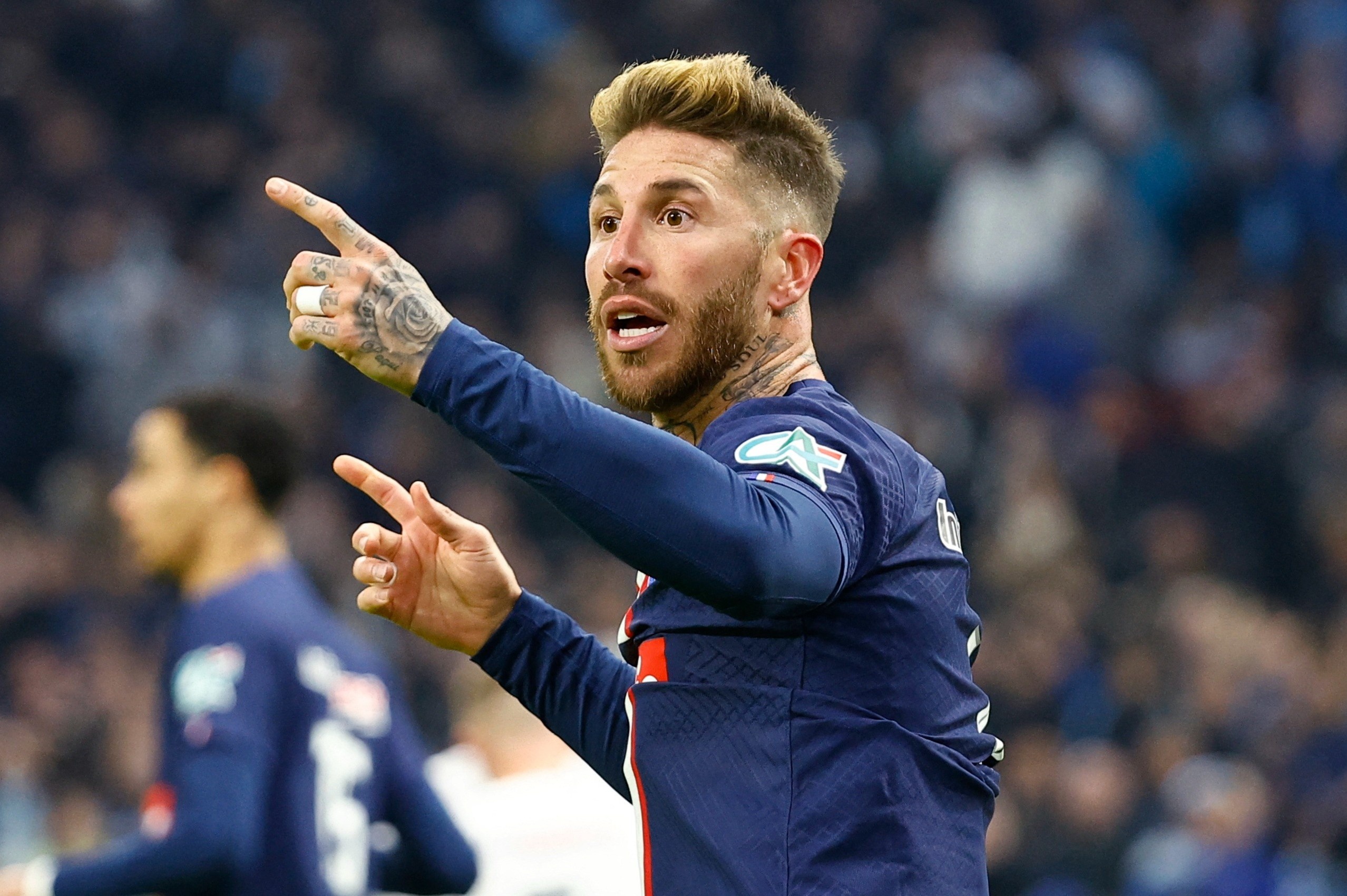 Cho Ramos cho thay ban linh nha vo dich hinh anh