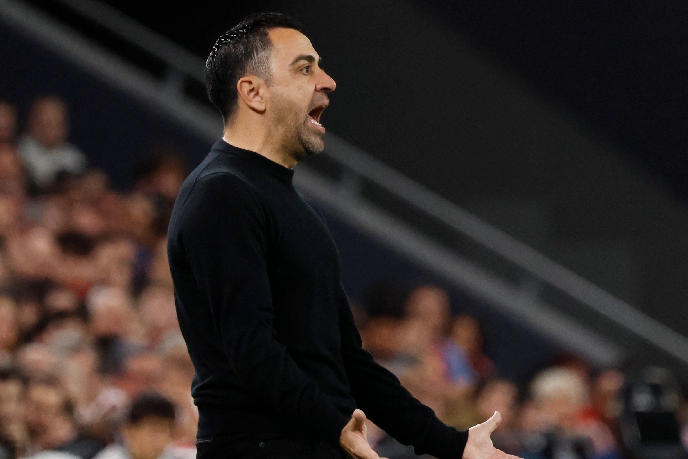 CDV Bilbao nem tien gia xuong san de che nhao Barca hinh anh