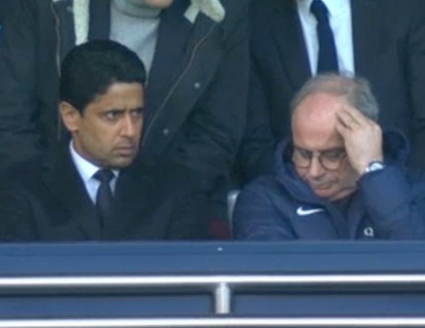 Bieu cam cua lanh dao PSG o tran thua Rennes hinh anh