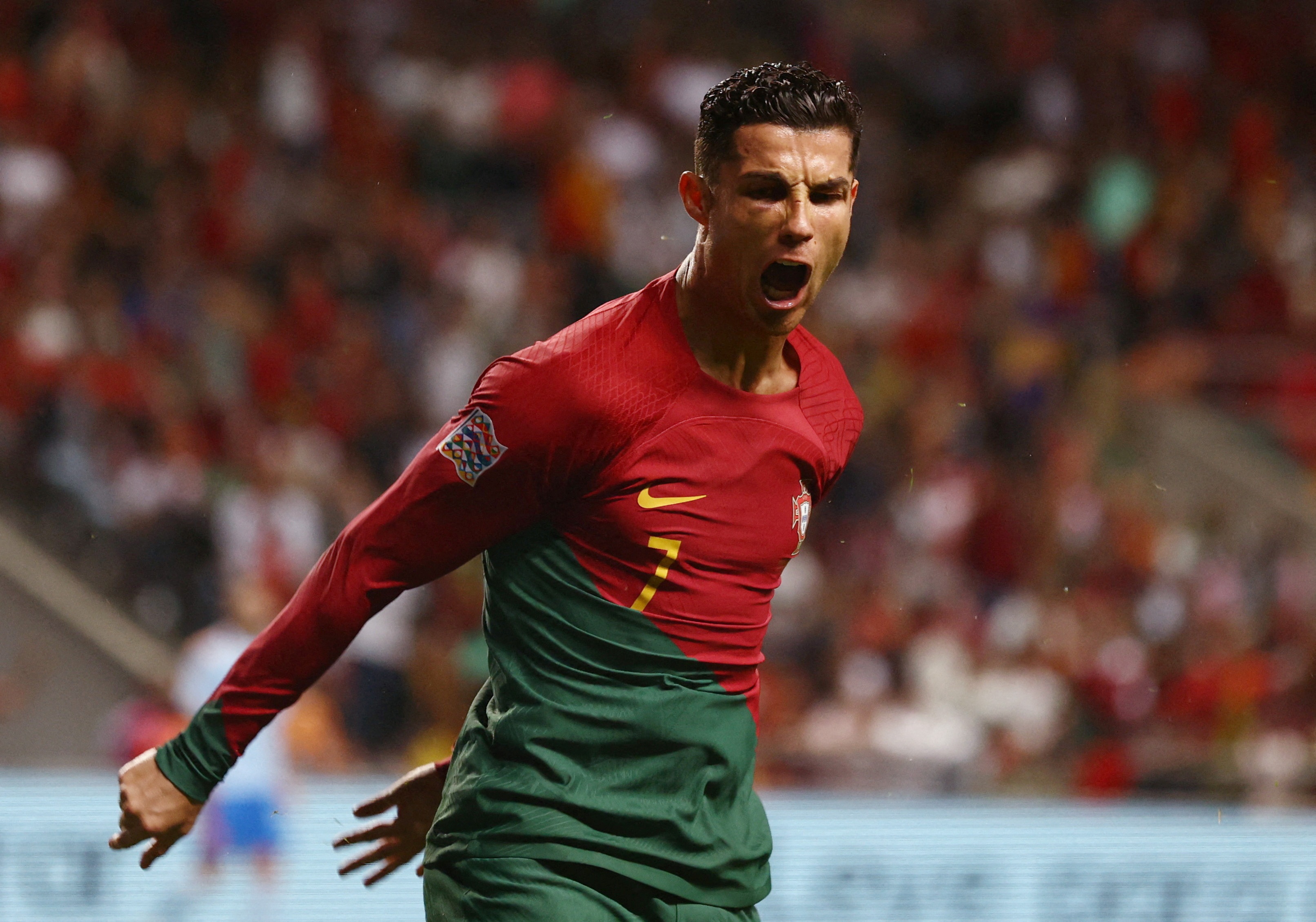Ronaldo va nhung dieu dang xem tai vong loai EURO 2024 hinh anh