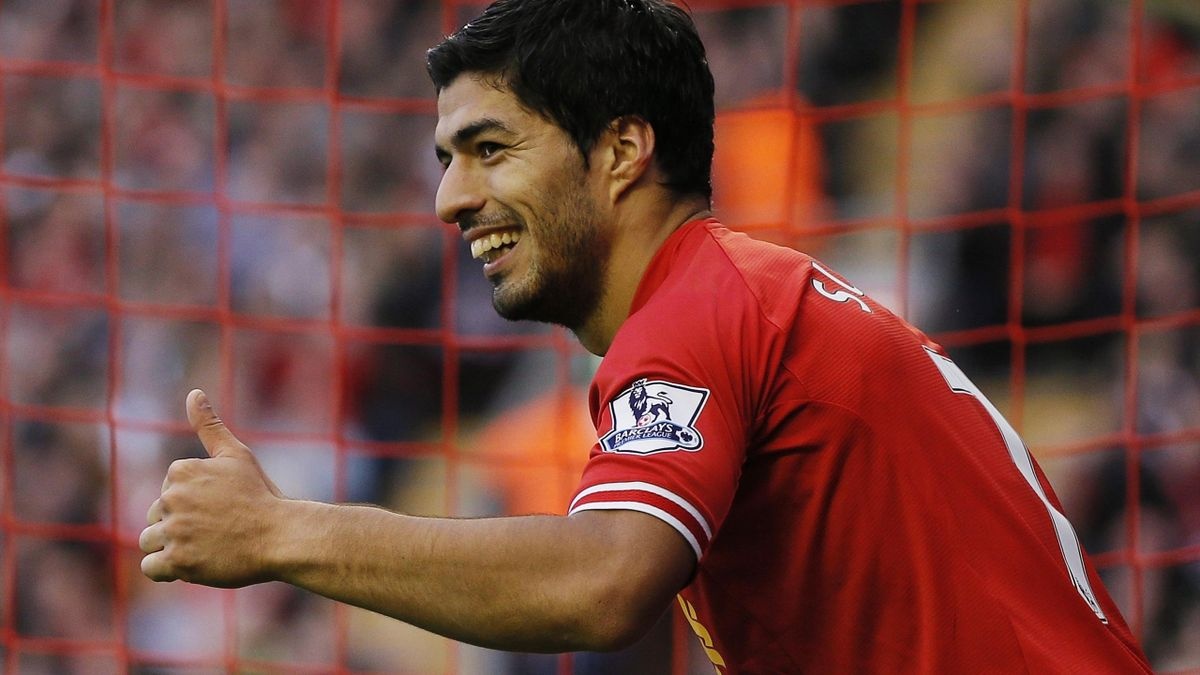 Dan sao bi cam thi dau lau nhat lich su Premier League hinh anh