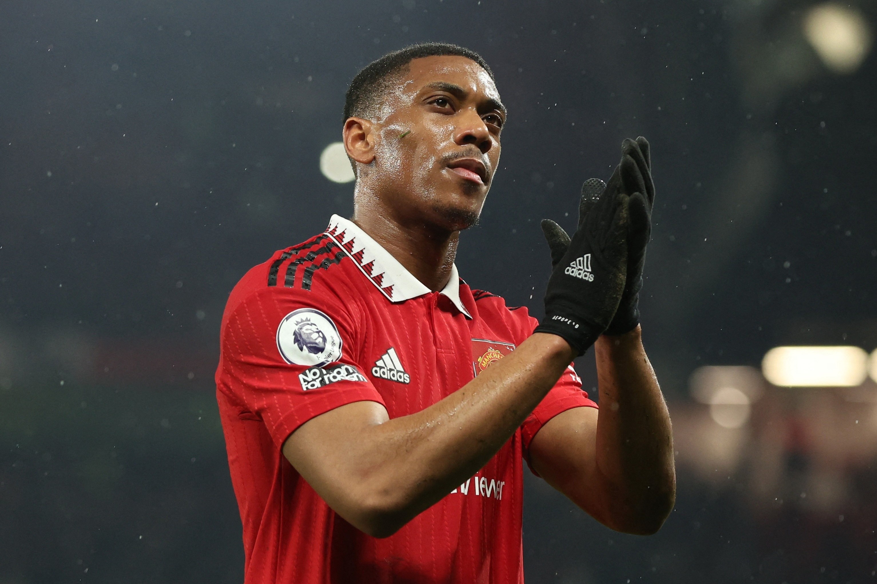 Martial la canh bac rui ro cua MU hinh anh