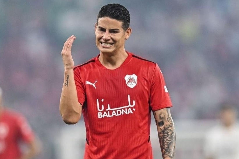 James Rodriguez vat va tim doi bong moi hinh anh