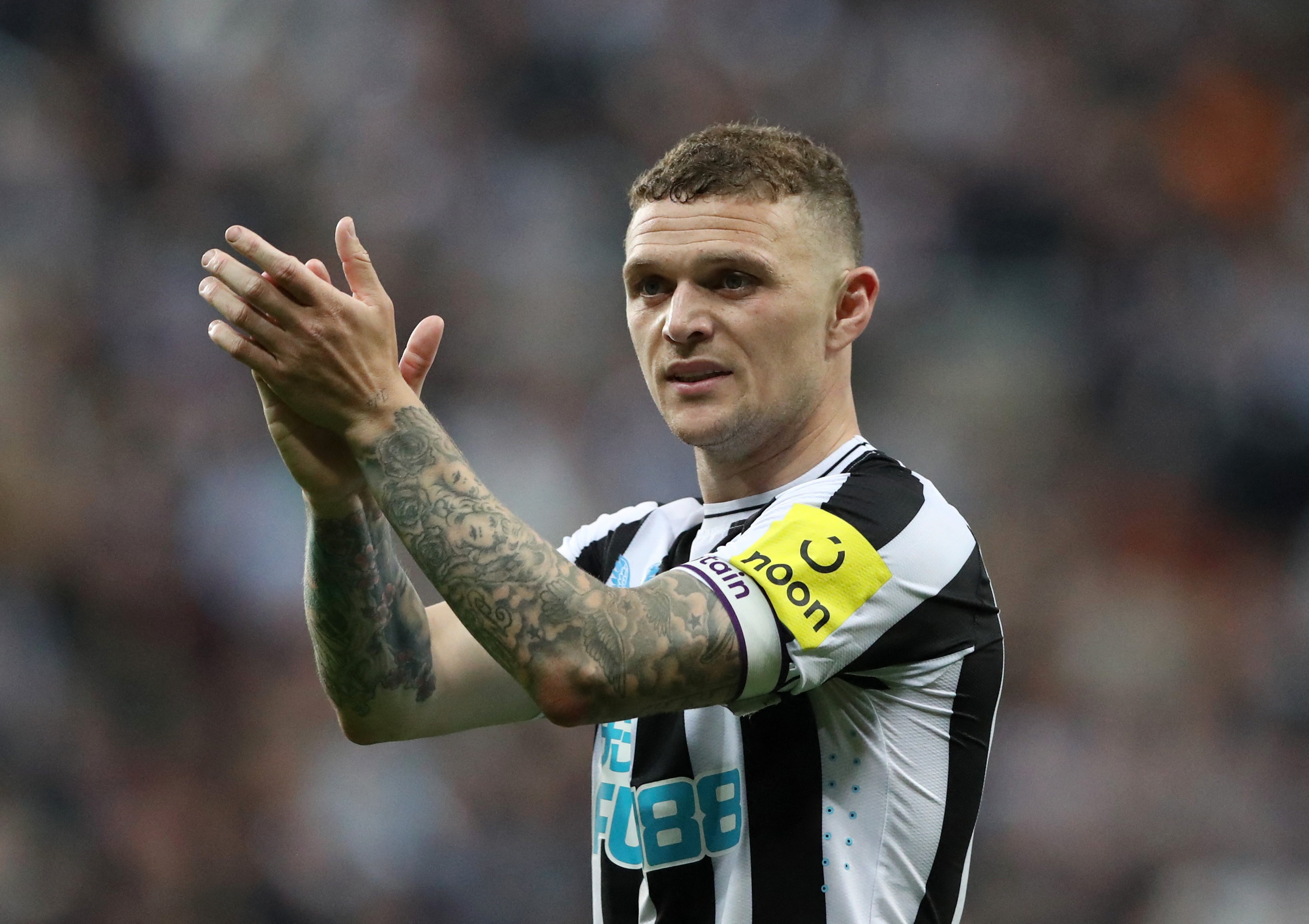 Newcastle chuan bi cho ky chuyen nhuong he bung no hinh anh