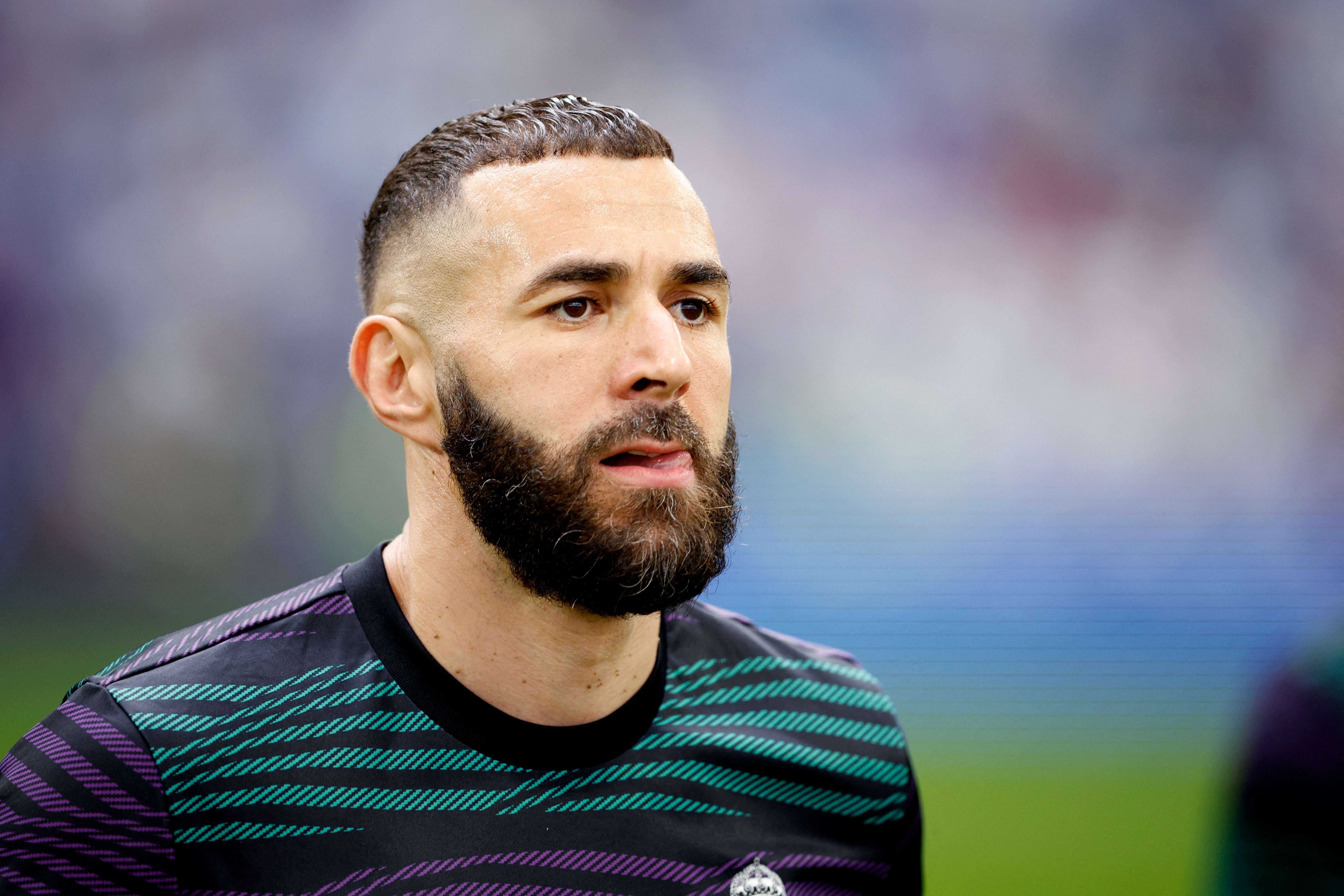 Benzema roi di la cu danh khien Real Madrid choang vang hinh anh