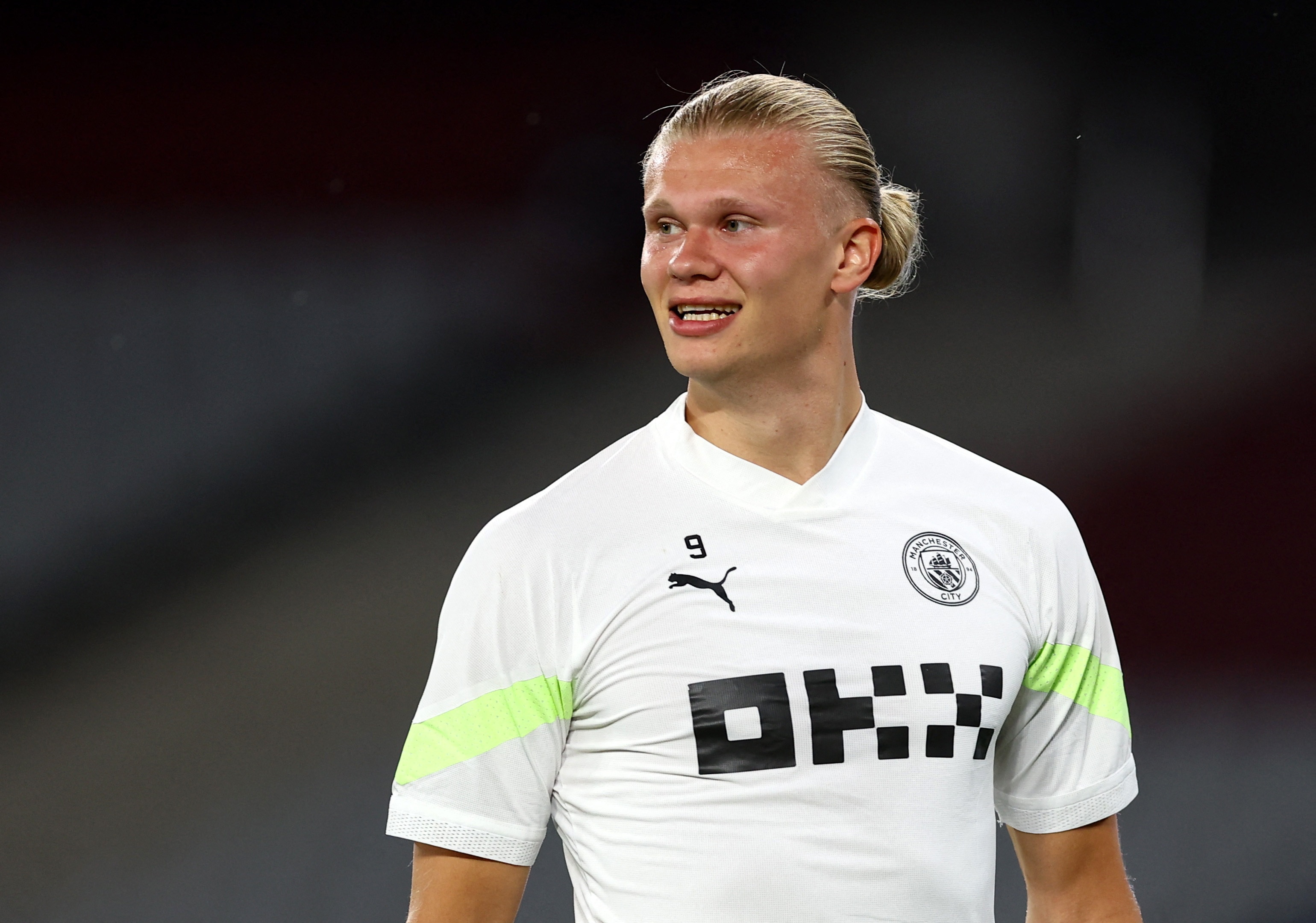 Tam ve dat do xem chung ket Champions League hinh anh