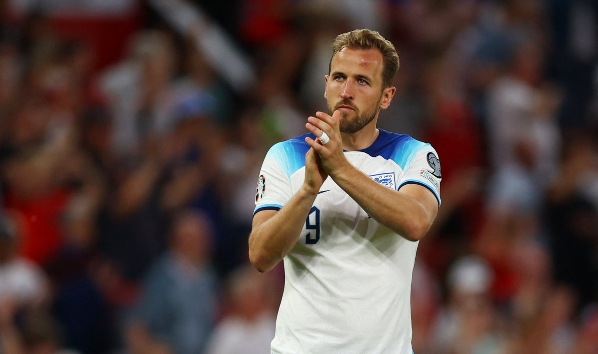 Cuu HLV Tottenham: 'Bayern khong co cua mua Kane' hinh anh