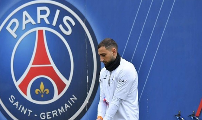 Co khi nao Donnarumma phai roi PSG? hinh anh