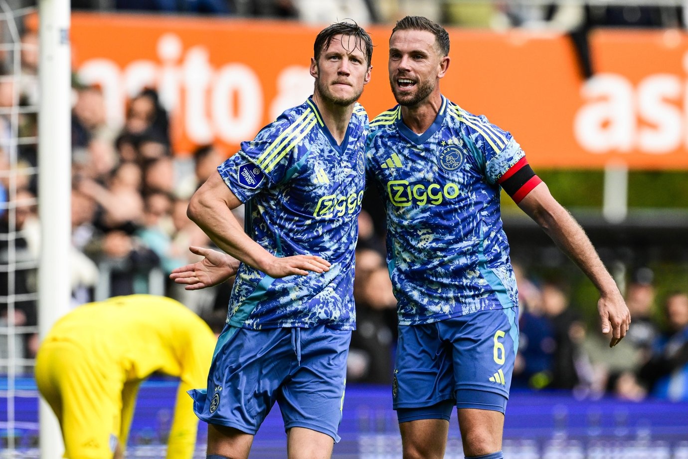 'Ga son' Weghorst hinh anh