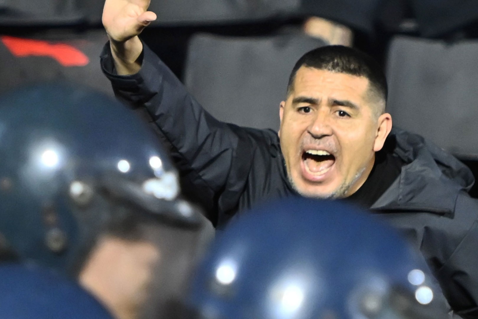 Huyen thoai Riquelme gay chu y hinh anh