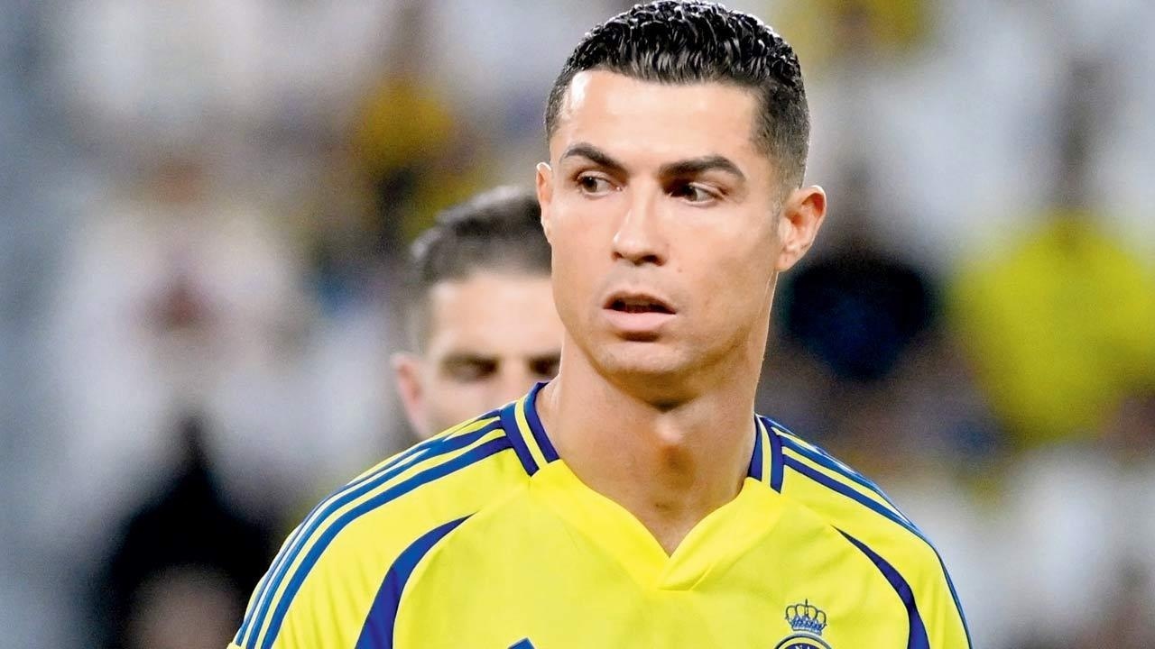 HLV Al Nassr gia nhap doi vi Ronaldo hinh anh