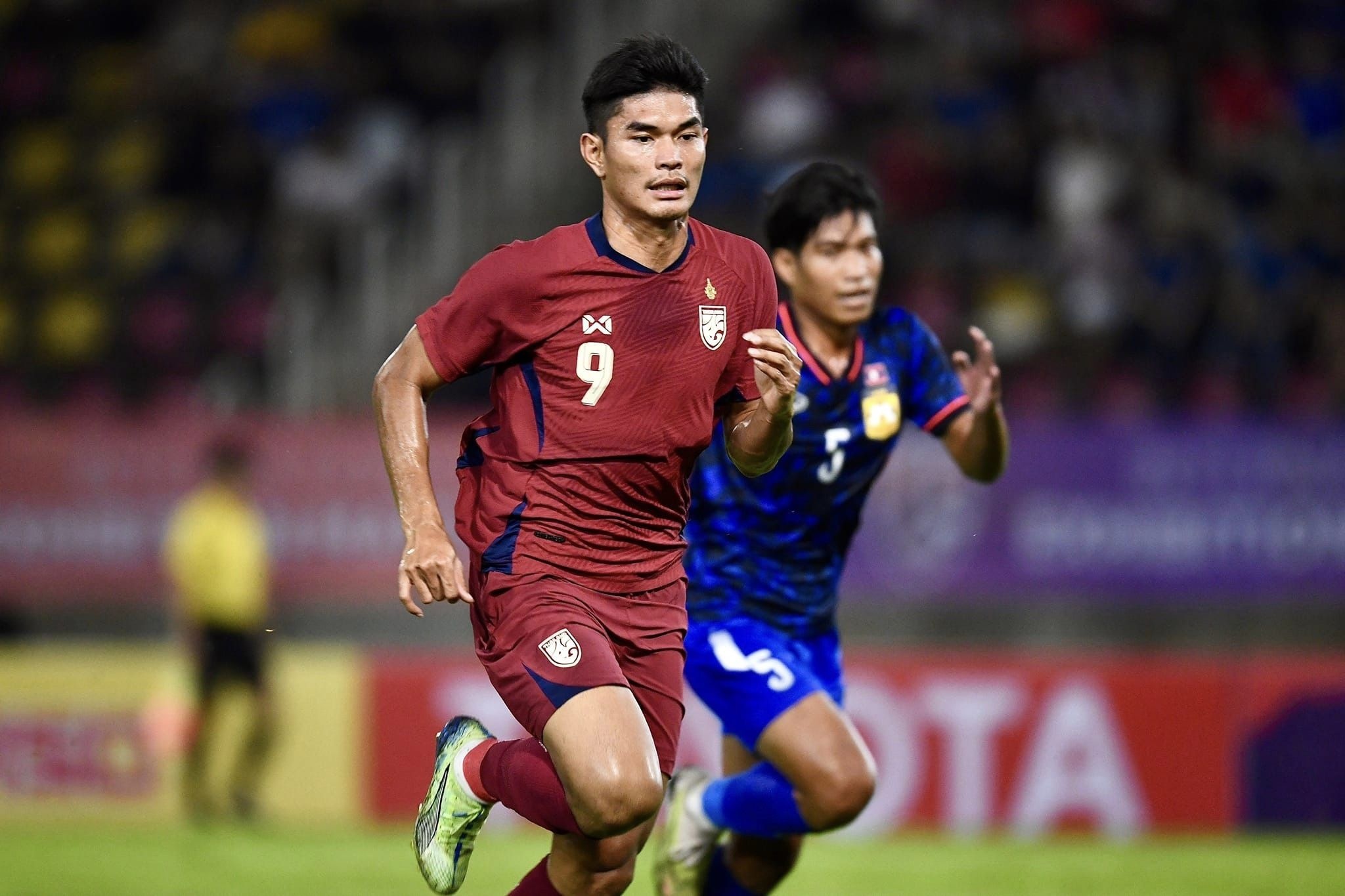 Co dong vien noi gian voi tuyen Thai Lan hinh anh