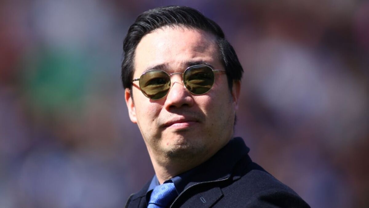 Chu Thai Lan noi gian voi cau thu Leicester hinh anh