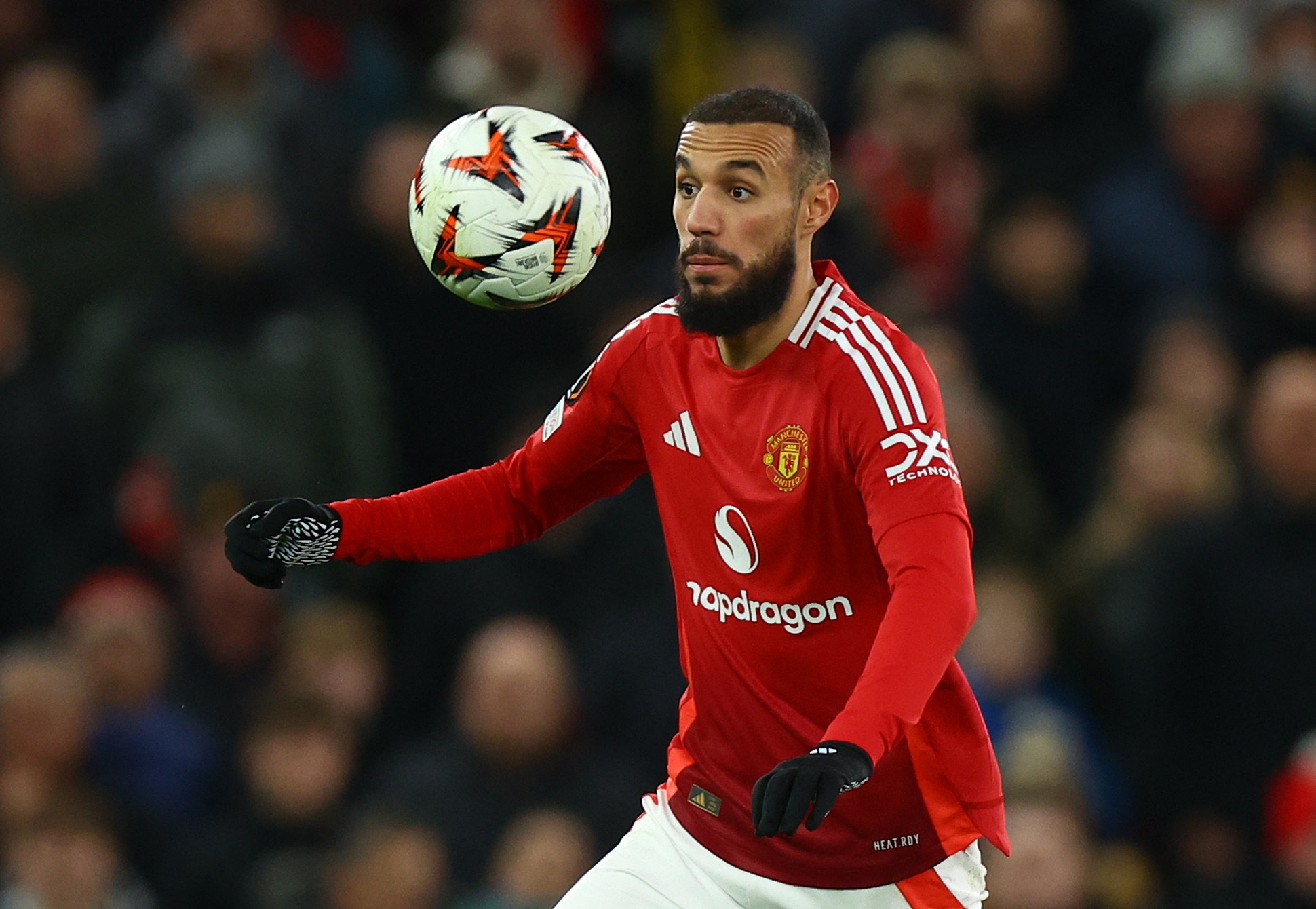 Pha kien tao cua hau ve MU gay sot tren mang xa hoi hinh anh