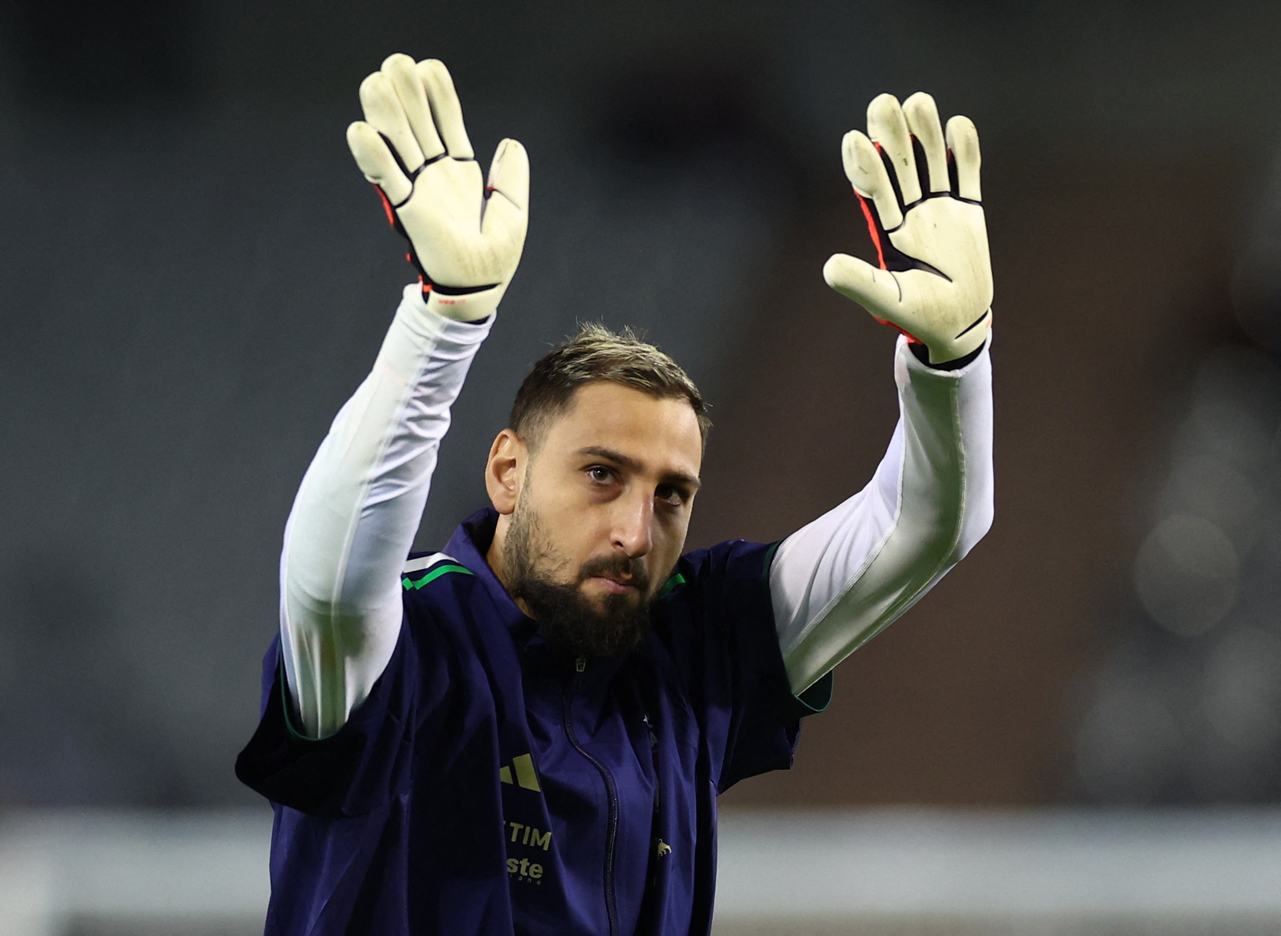 PSG khung hoang thu mon hinh anh