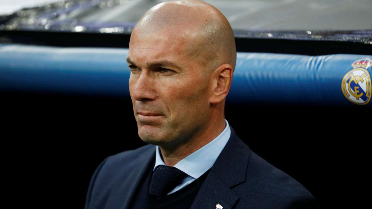 Zidane tu choi tro lai Real Madrid hinh anh