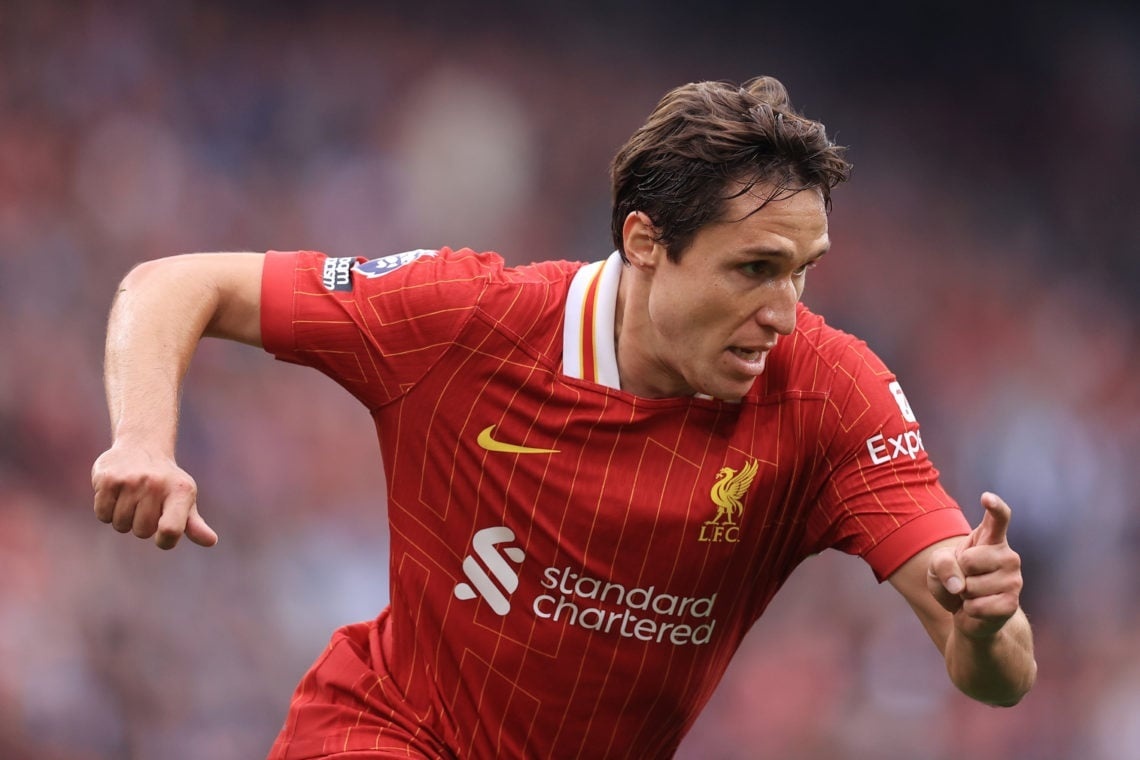 Chiesa lai 'mat tich' o Liverpool hinh anh