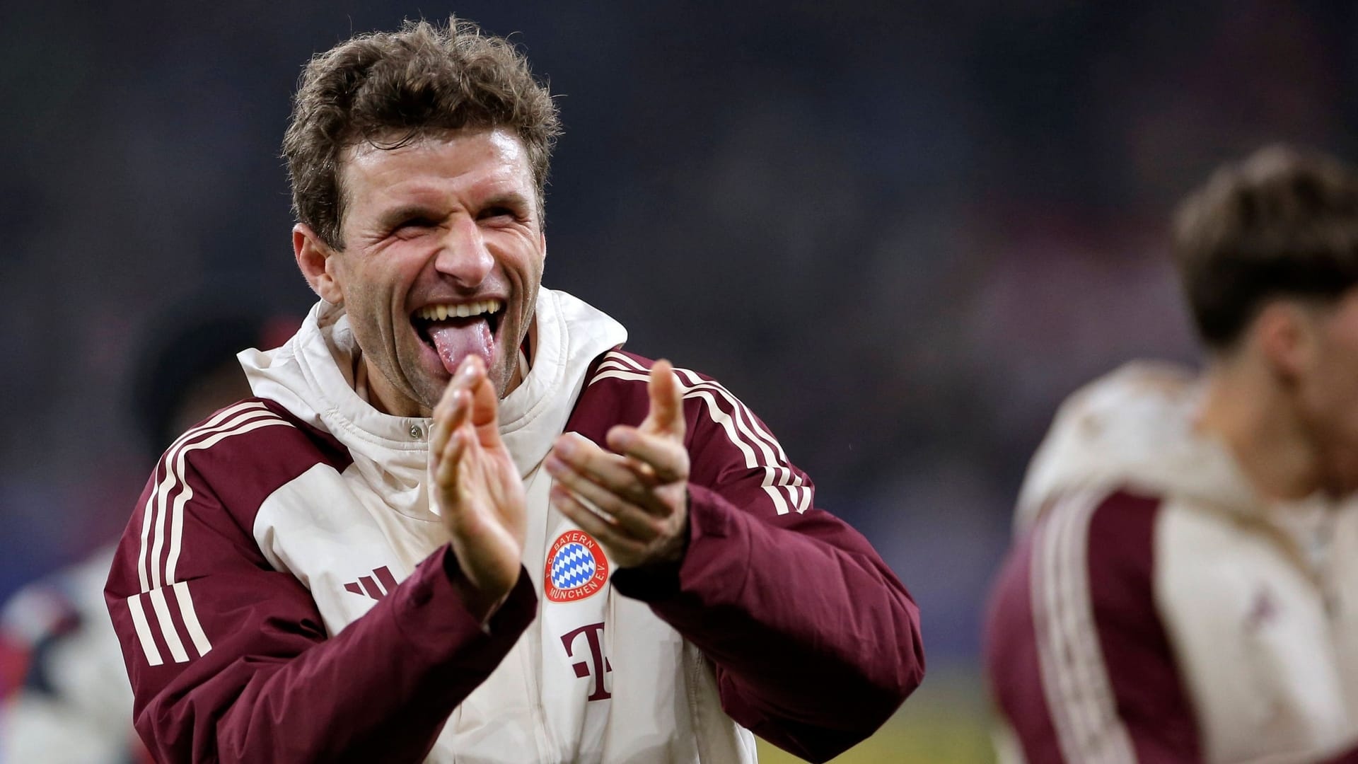 Muller di vao lich su Champions League hinh anh