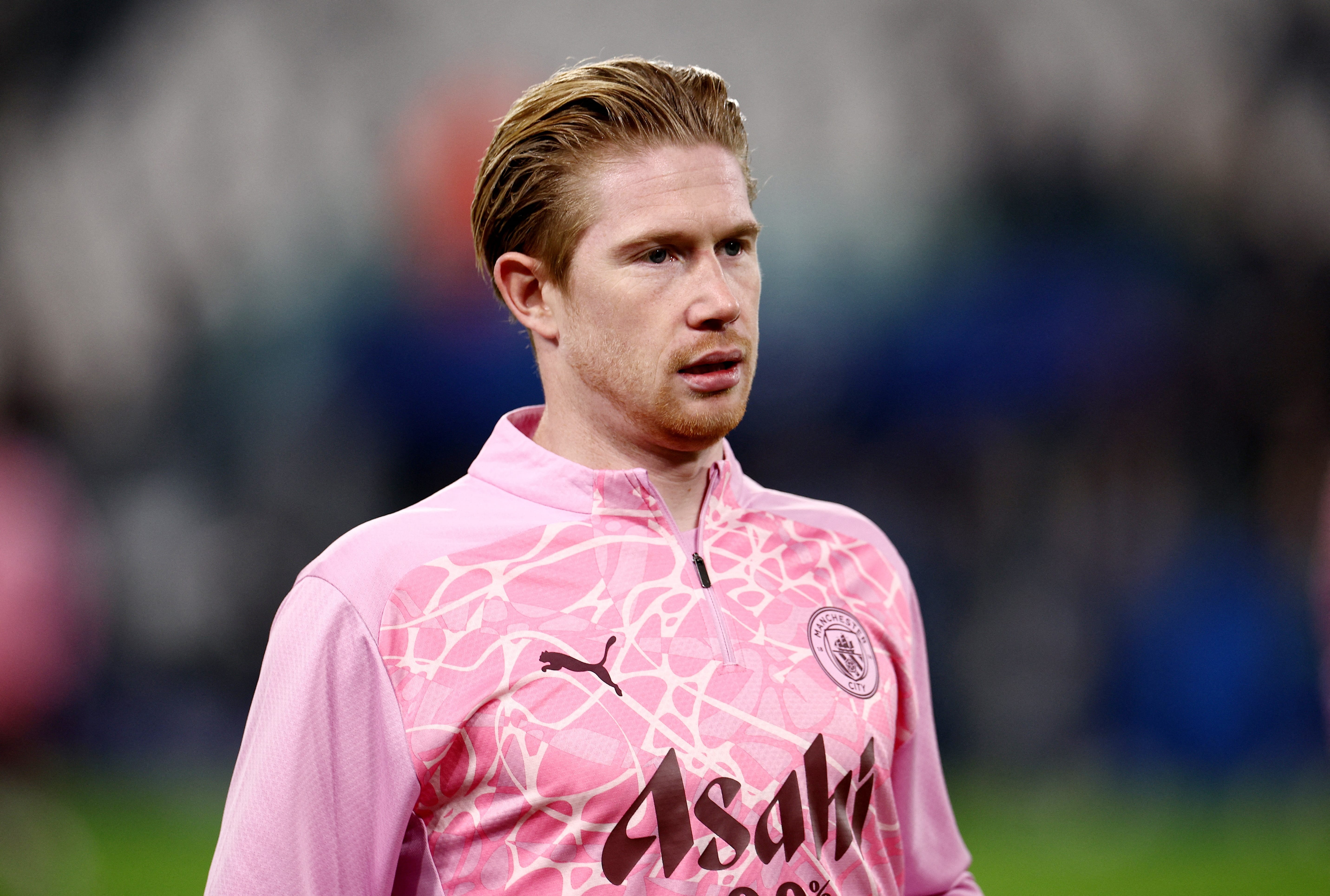 Lo dien hai doi bong muon chieu mo De Bruyne hinh anh