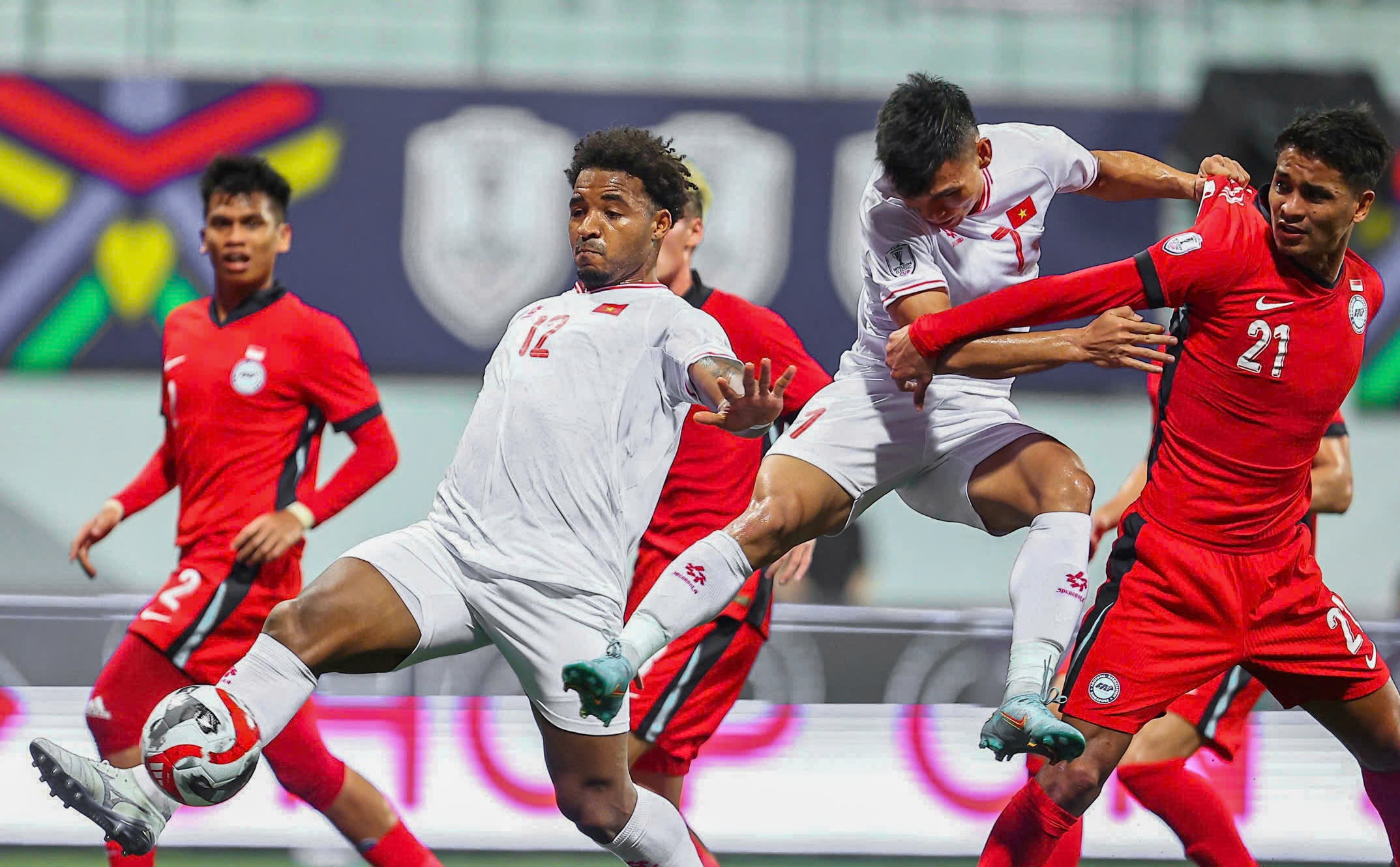 CDV Dong Nam A ca ngoi Xuan Son hinh anh