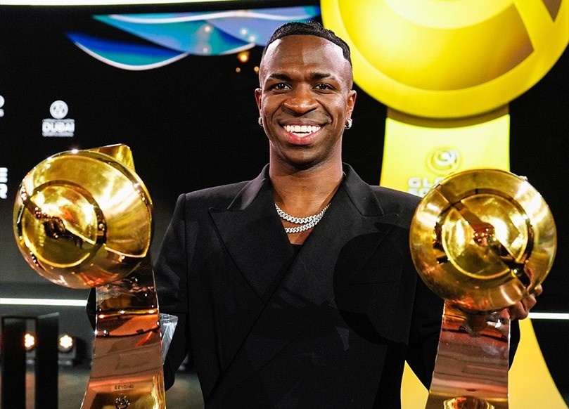 Ronaldo: 'Vinicius xung dang gianh Qua bong vang hon Rodri' hinh anh