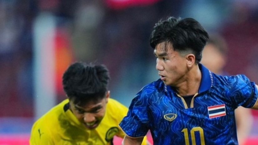 Buoc ngoat cua bong da Thai Lan hinh anh