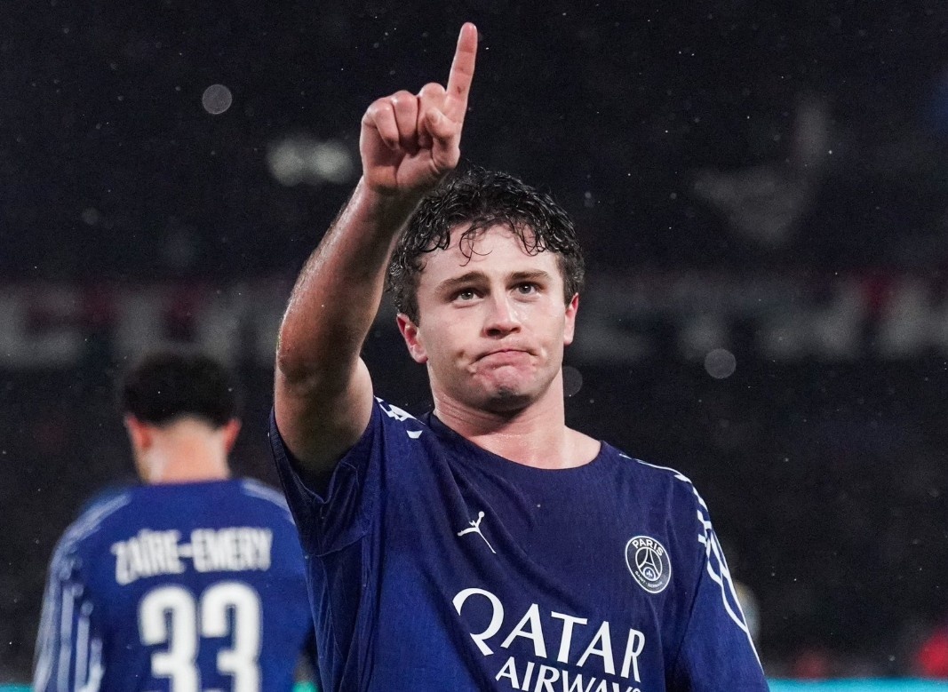 Sao tre PSG lam lu mo hang tien ve Man City hinh anh