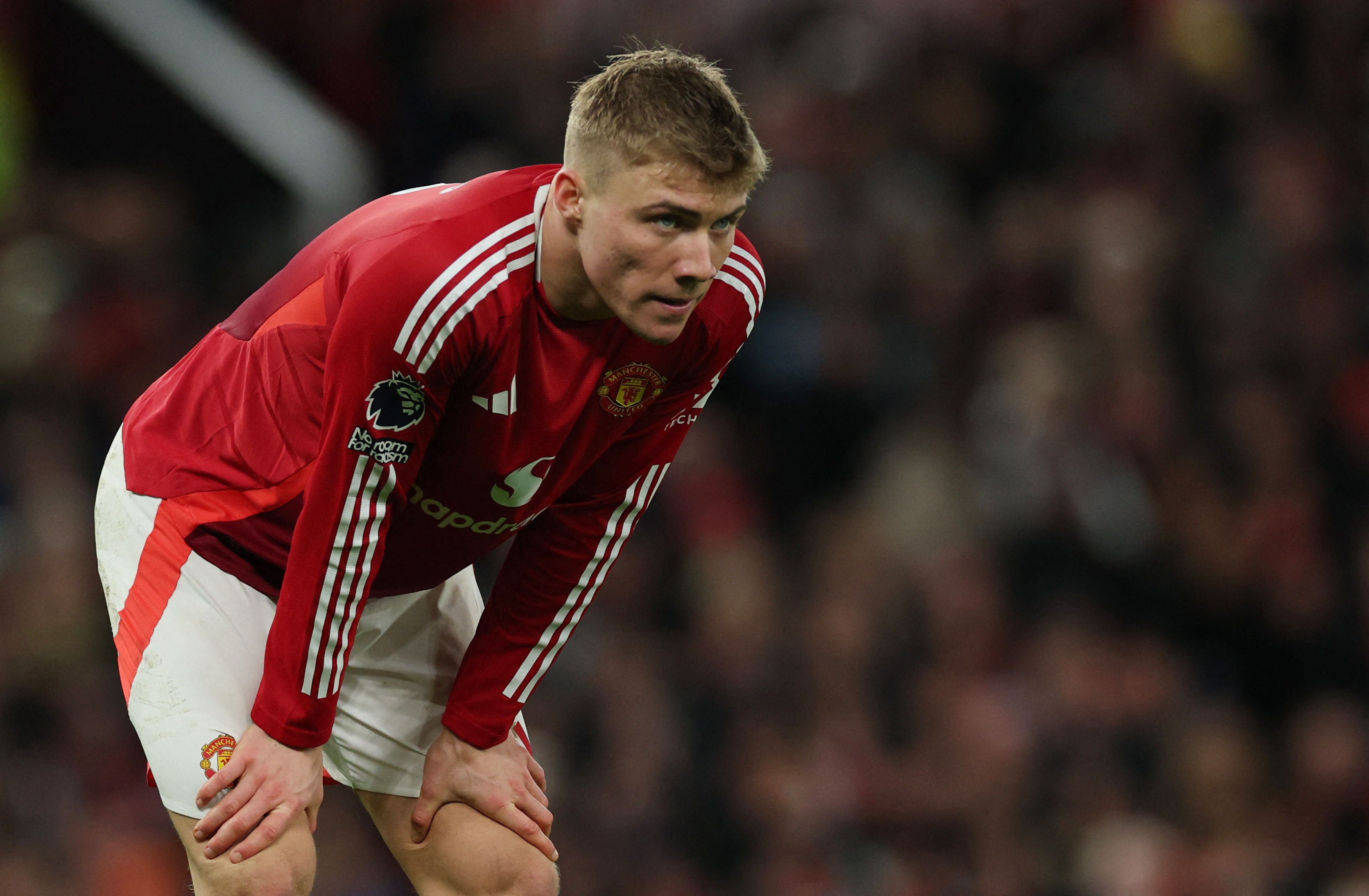 MU xem xet ban Hojlund hinh anh