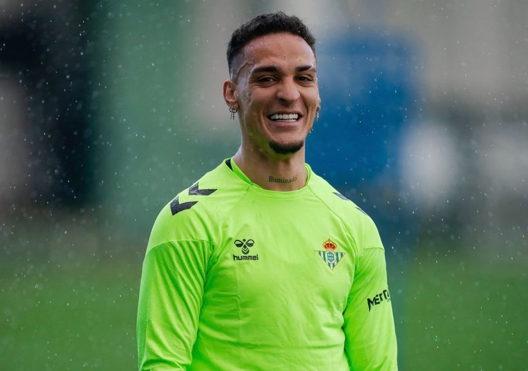 Doi moi cua Antony gay tranh cai hinh anh