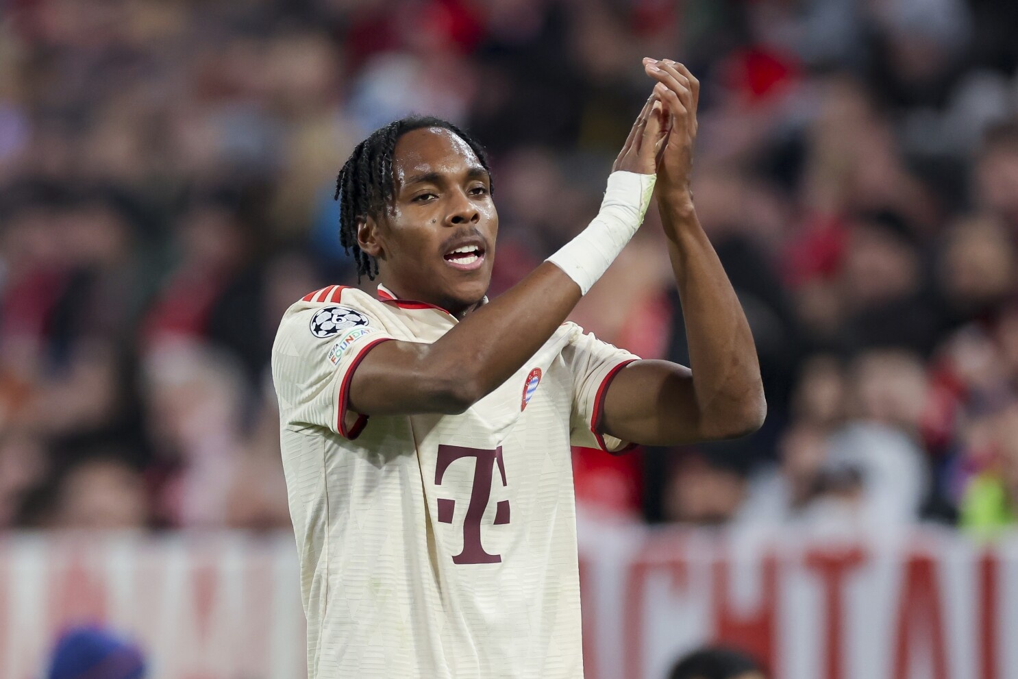 Tottenham tu cuu minh bang ban hop dong 50 trieu bang hinh anh