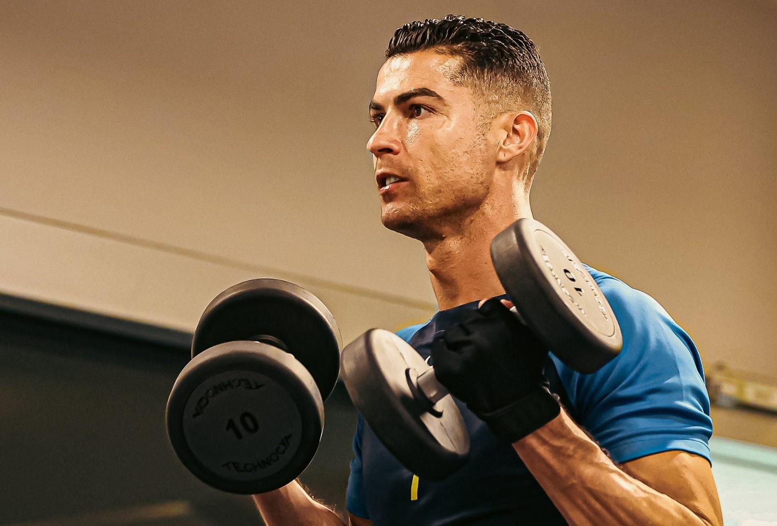 Bi quyet giup Ronaldo sung man o tuoi 40 hinh anh