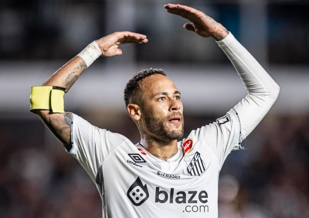 Neymar ghi ban dau tien giup Santos thang tran hinh anh