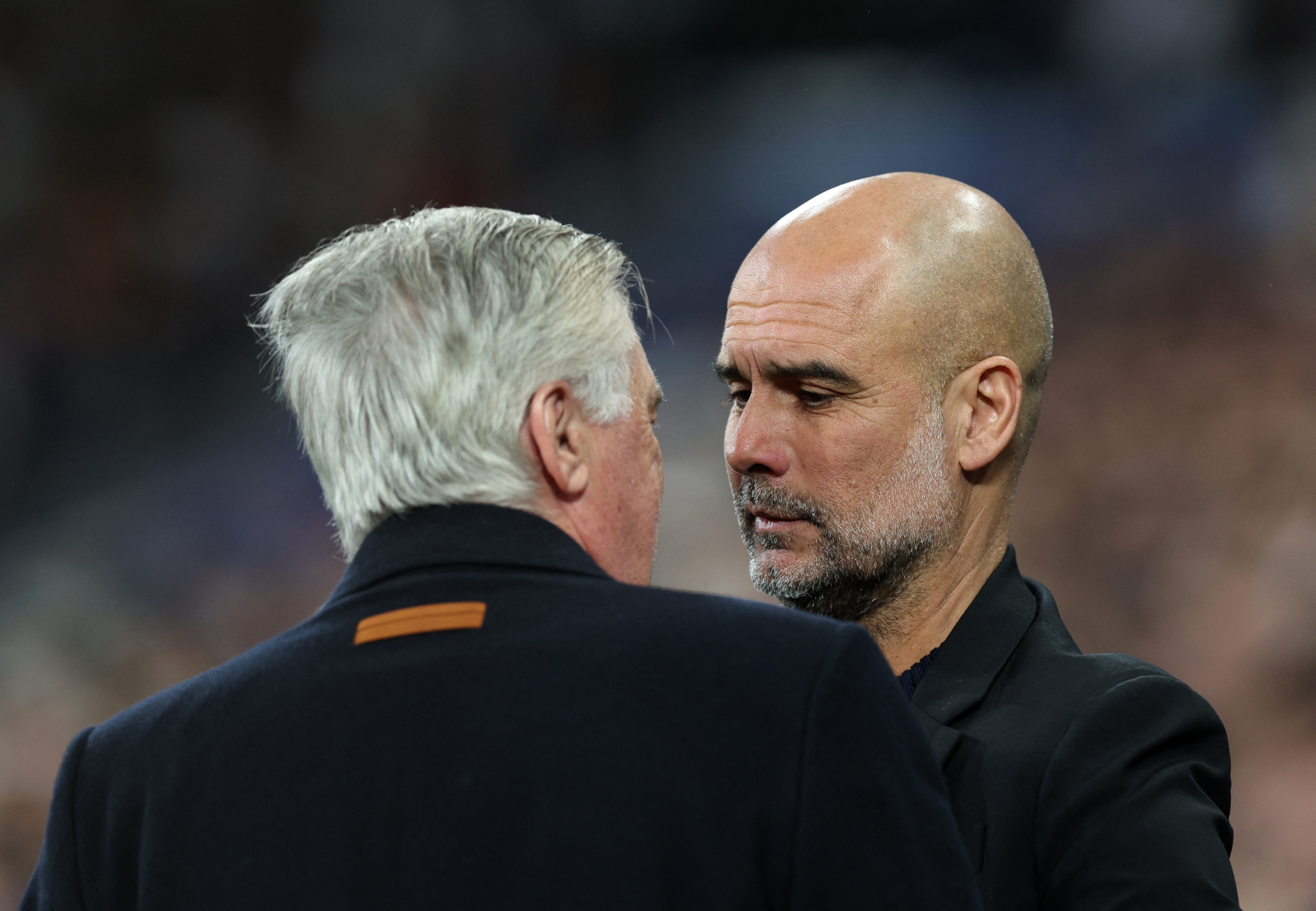 CDV Real Madrid che nhao Pep Guardiola hinh anh